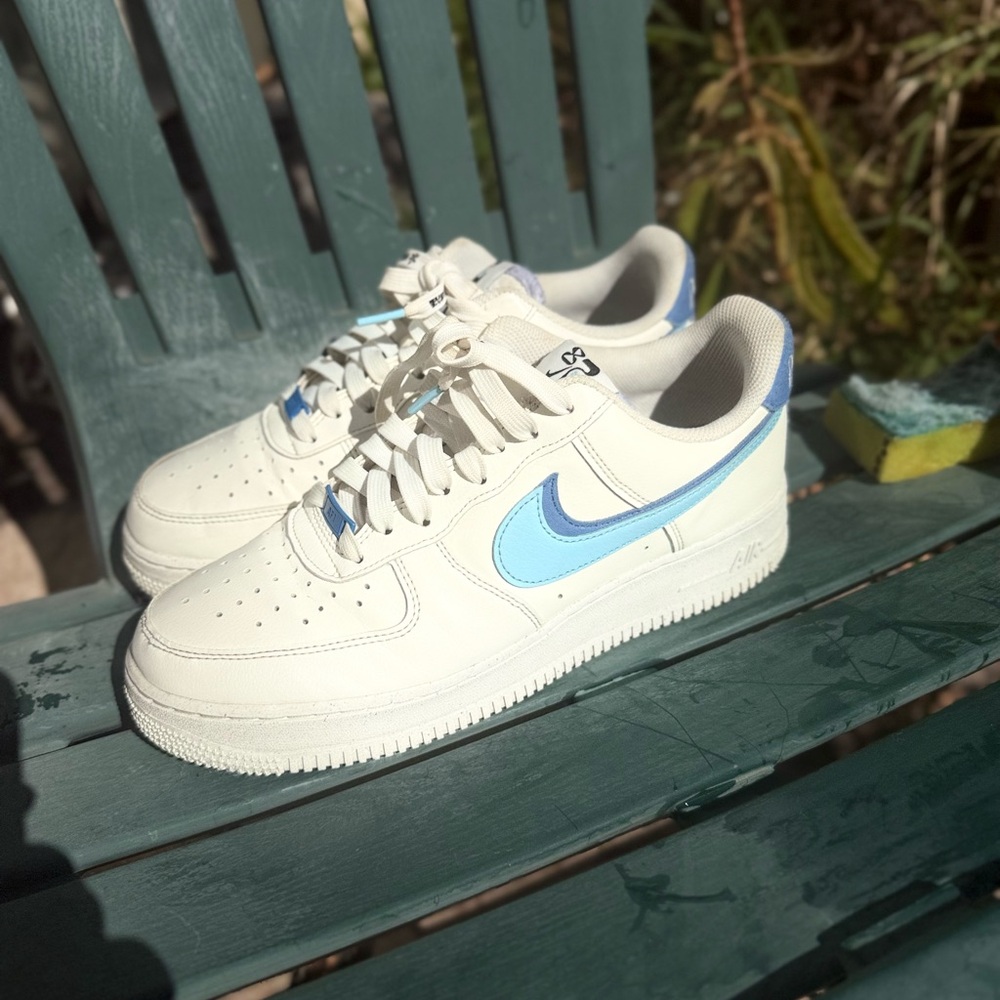 Nike Air Force 1 Sneakers with Blue 82 double Swoosh rare men’s size 9.5 ✝️🔥🔥🔥